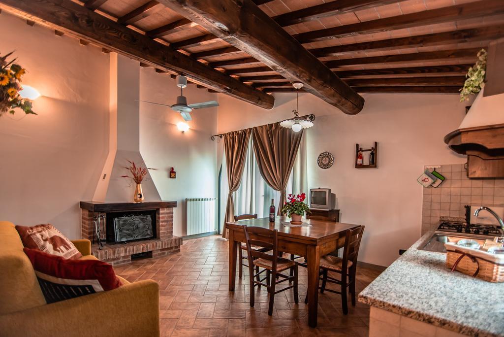 Agriturismo Spazzavento ヴィンチ エクステリア 写真